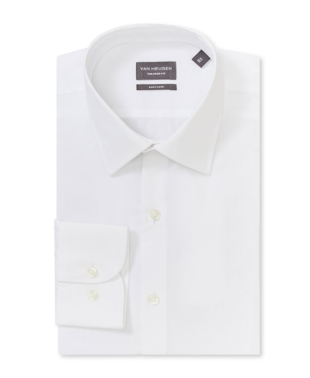 <p style="text-align: left;"> <a href="/euro-tailored-fit-shirt-solid-white-e101_bwht" style="color: #000000;">Euro Tailored Fit Shirt</a> </p>